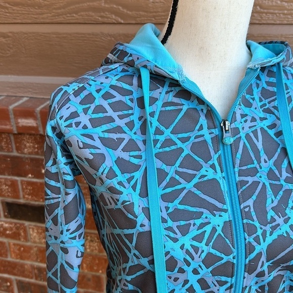 Under Armour UA Women's Semi Fitted Full Zip Hooded Jacket Size Extra Small - Picture 2 of 8